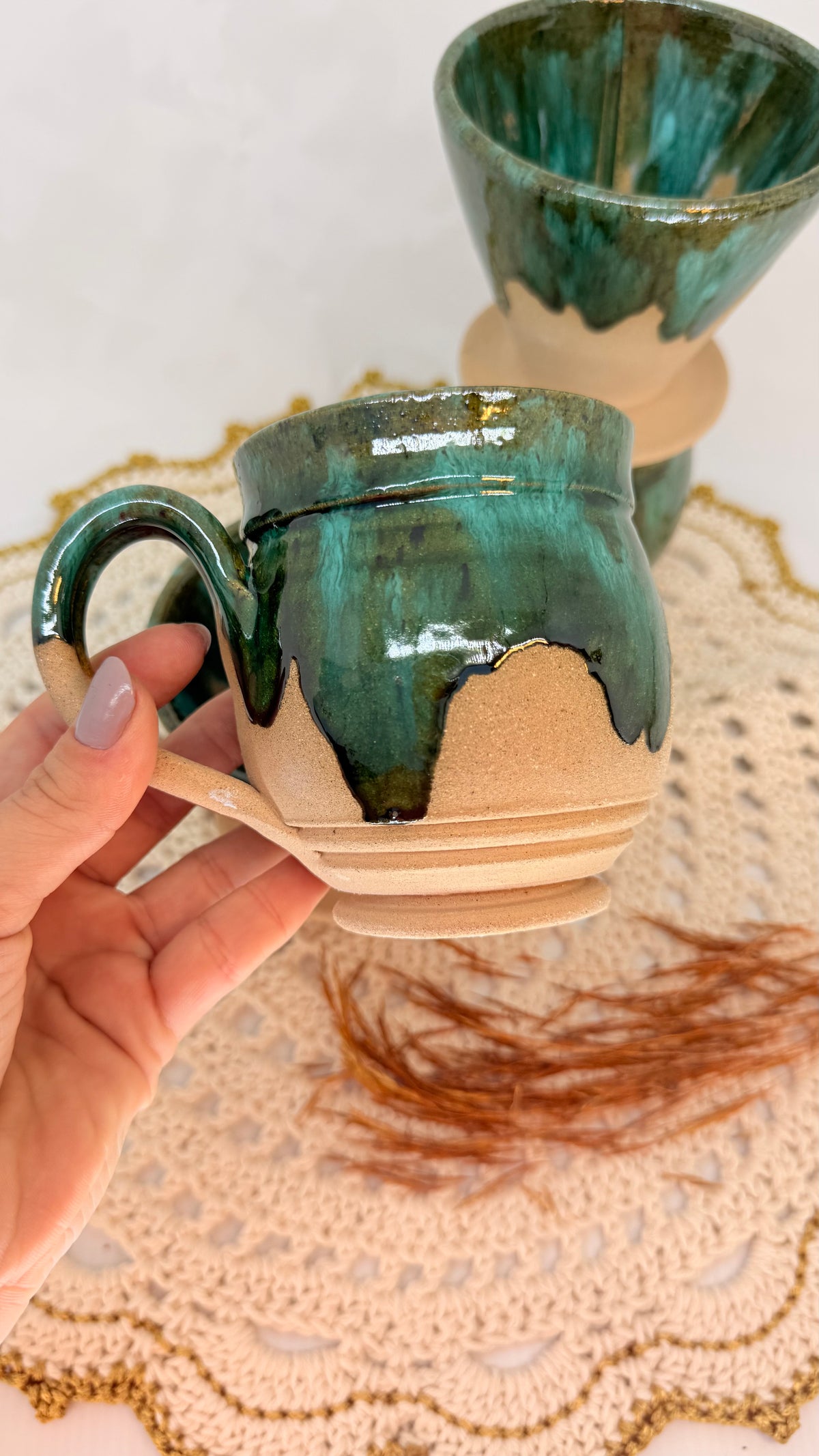 Kit caneca redonda e coador verde escuro