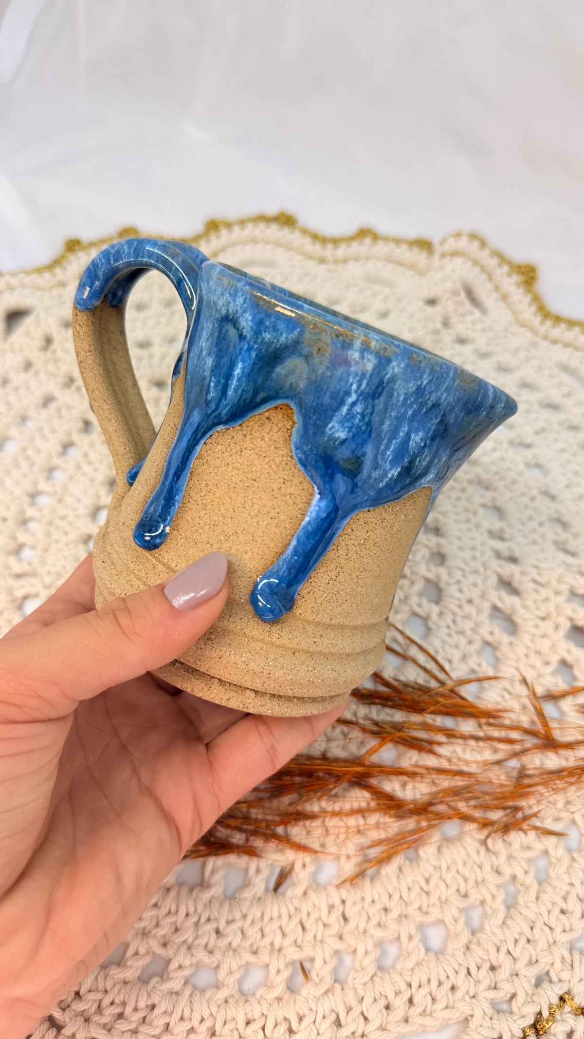 Kit caneca curvada e coador azul