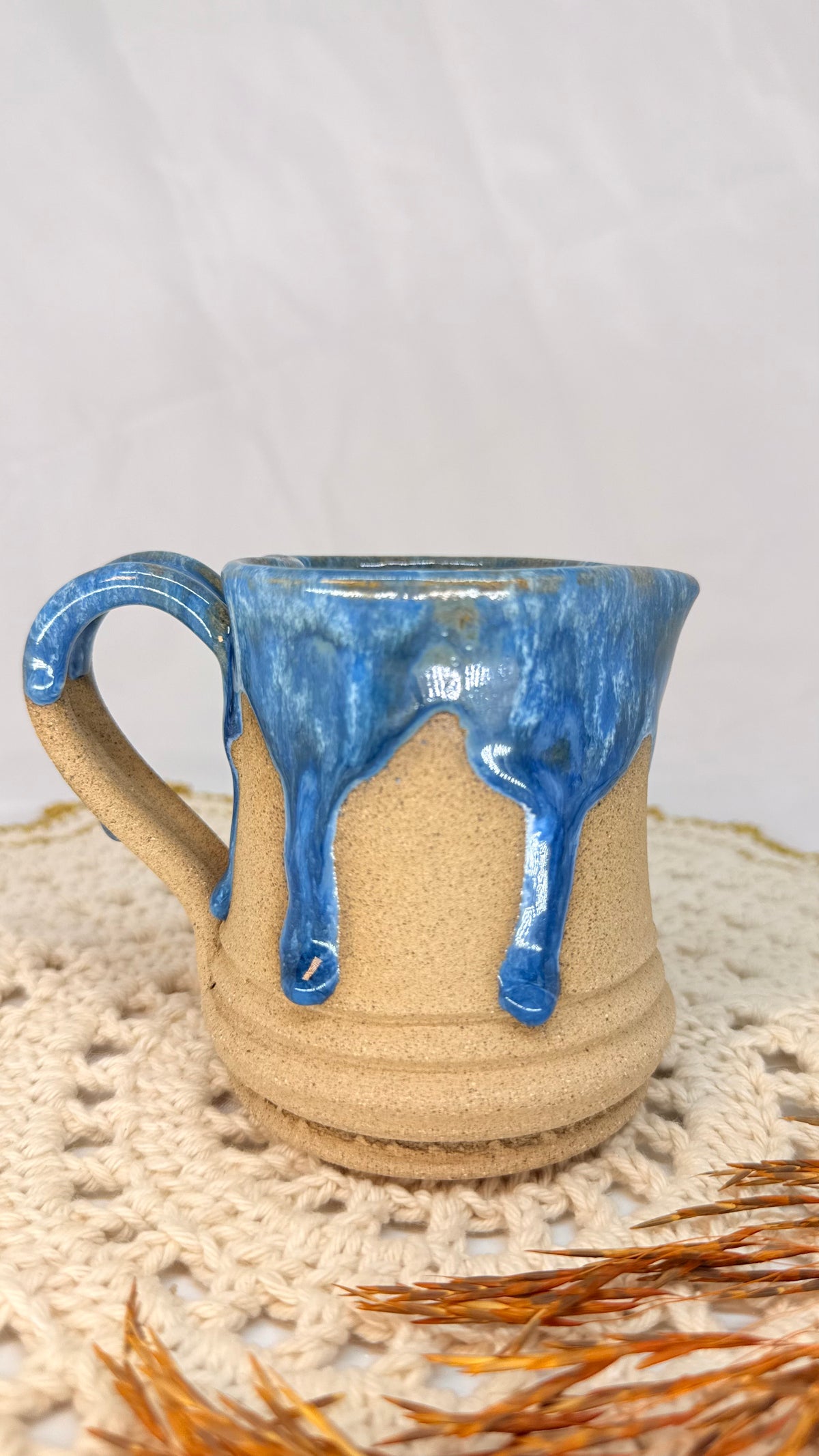 Caneca curvada azul